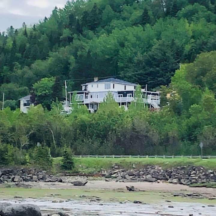 Suite 2 Fleche Du Fjord Vue Saguenay Mont Valin Saint-Fulgence ภายนอก รูปภาพ